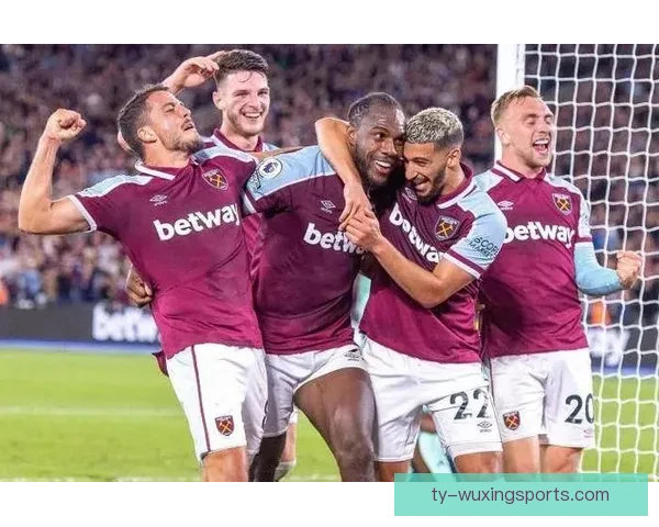 伯恩利女足主场完胜夏利法斯女足斩获宝贵三分